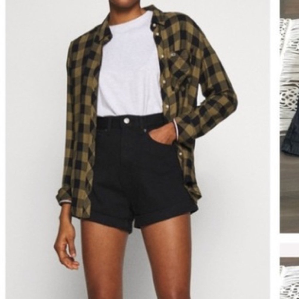 Levi’s Vintage Highwaisted Jean Shorts